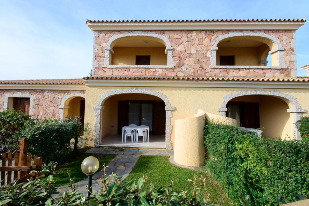 Ville Del Mar San Teodoro  Exterior photo