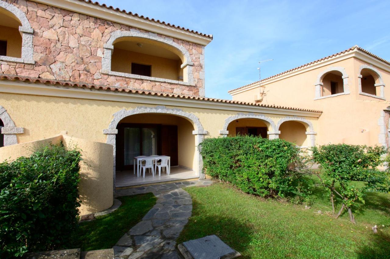 Ville Del Mar San Teodoro  Exterior photo