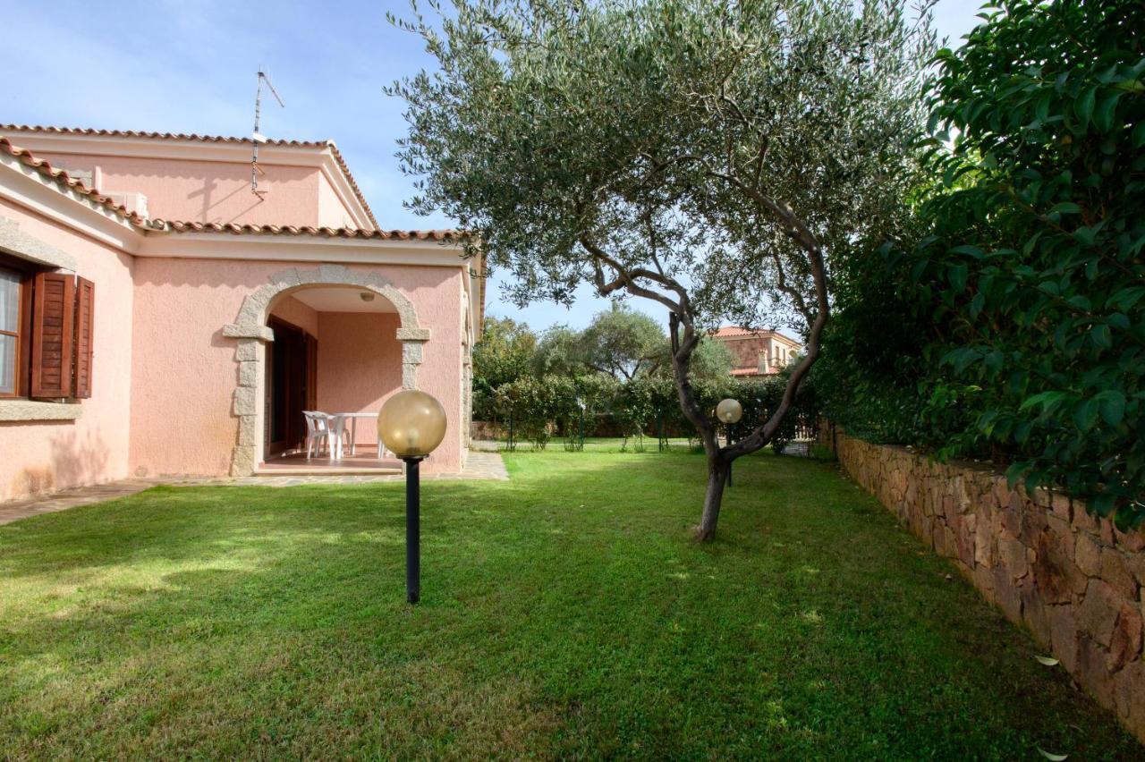 Ville Del Mar San Teodoro  Exterior photo