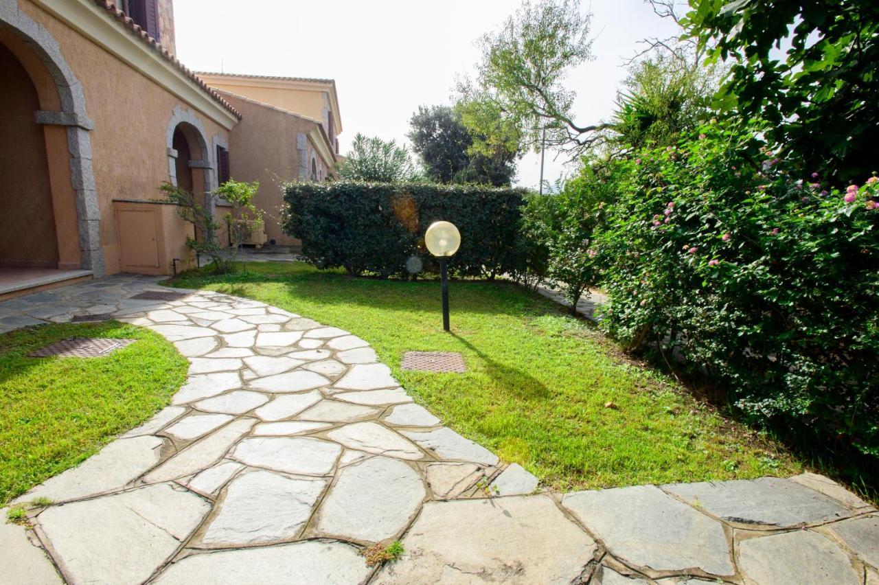 Ville Del Mar San Teodoro  Exterior photo