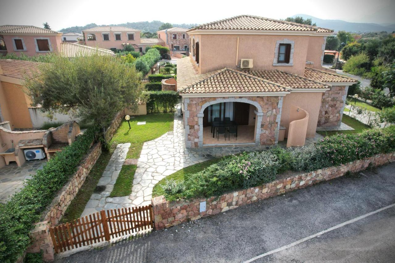 Ville Del Mar San Teodoro  Exterior photo