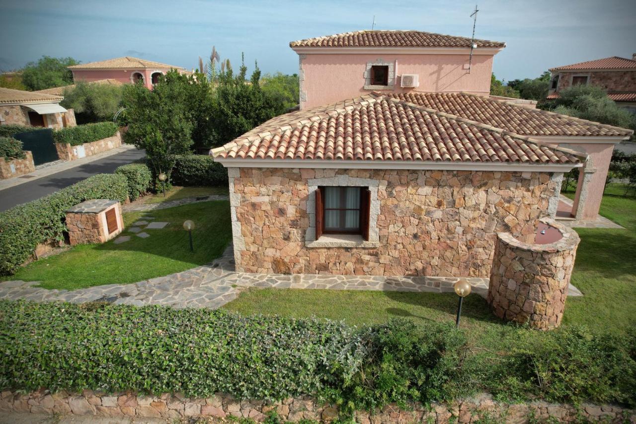 Ville Del Mar San Teodoro  Exterior photo