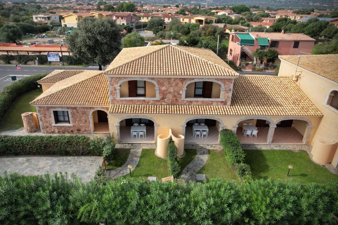 Ville Del Mar San Teodoro  Exterior photo