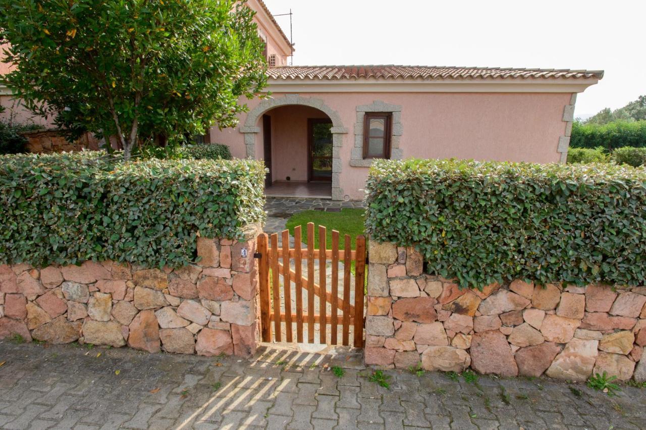 Ville Del Mar San Teodoro  Exterior photo
