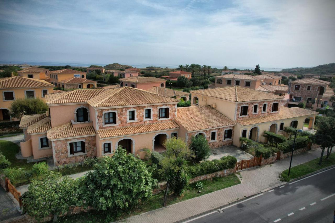 Ville Del Mar San Teodoro  Exterior photo