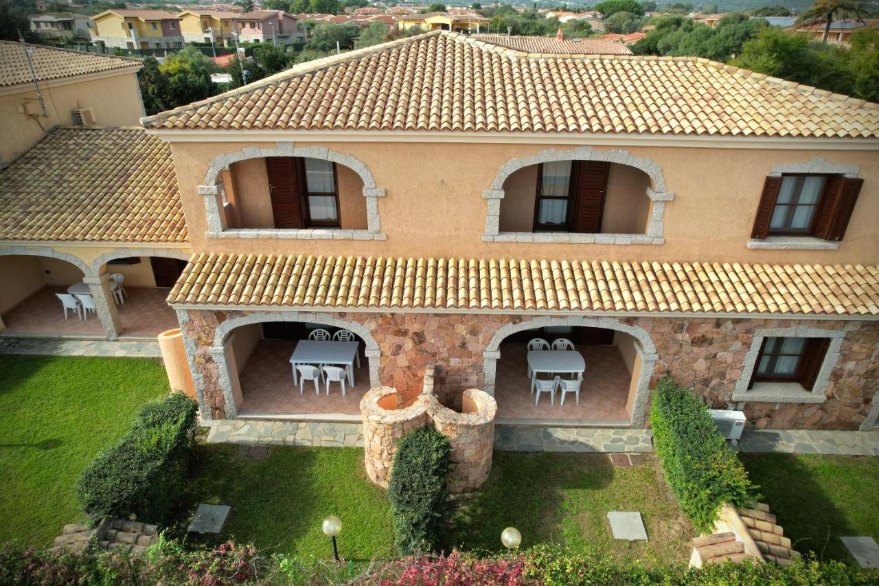 Ville Del Mar San Teodoro  Exterior photo